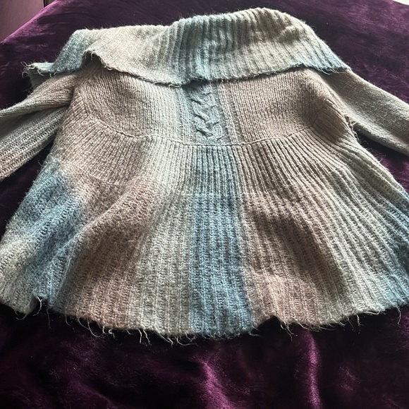 Cozy colorful sweater - Picture 3 of 4